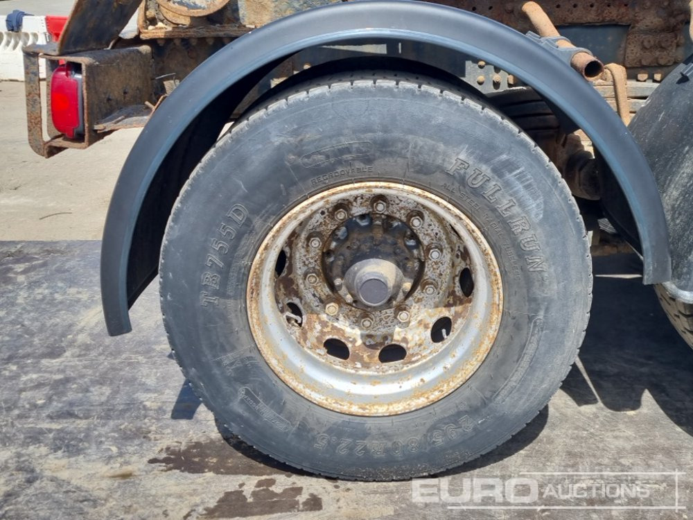 Abrollkipper Scania P360: das Bild 13