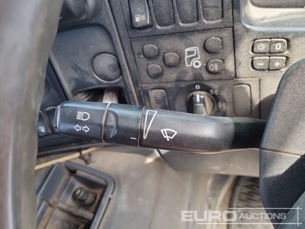 Abrollkipper Scania P360: das Bild 39