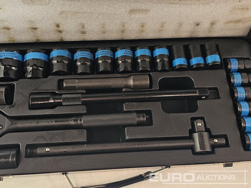 Unused 1/2" Socket & Rachet Set - Werkstattgerät: das Bild 2 Unused 1/2" Socket & Rachet Set - Werkstattgerät: das Bild 2
