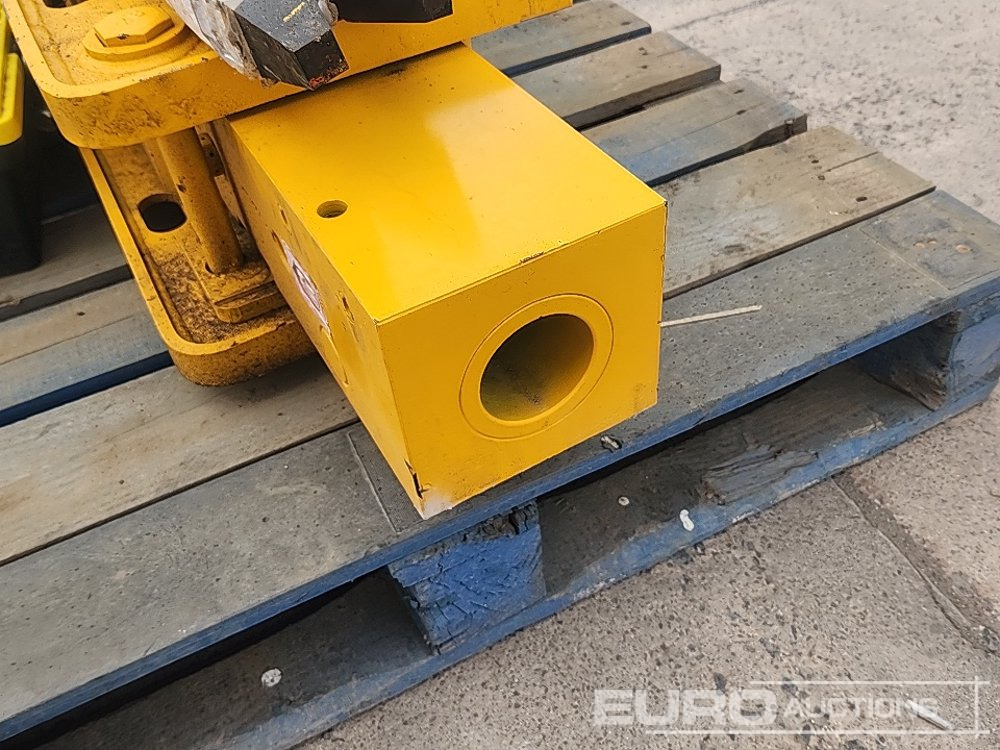 Hydraulikhammer Unused 2025 BLK 680: das Bild 8