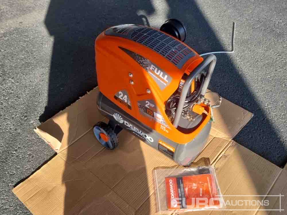 Unused Daewoo DAAC24DN 24 Litre 230 Volt Compressor (2 of) - Luftkompressor: das Bild 2 Unused Daewoo DAAC24DN 24 Litre 230 Volt Compressor (2 of) - Luftkompressor: das Bild 2