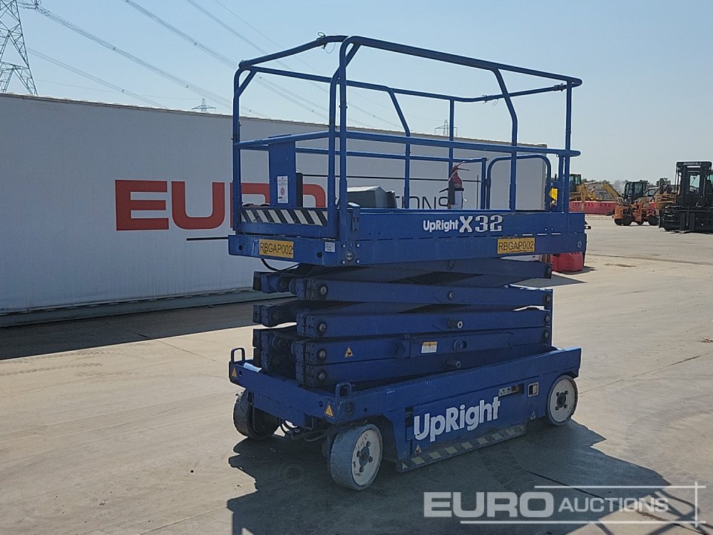 Upright X32 - Arbeitsbühne: das Bild 1 Upright X32 - Arbeitsbühne: das Bild 1