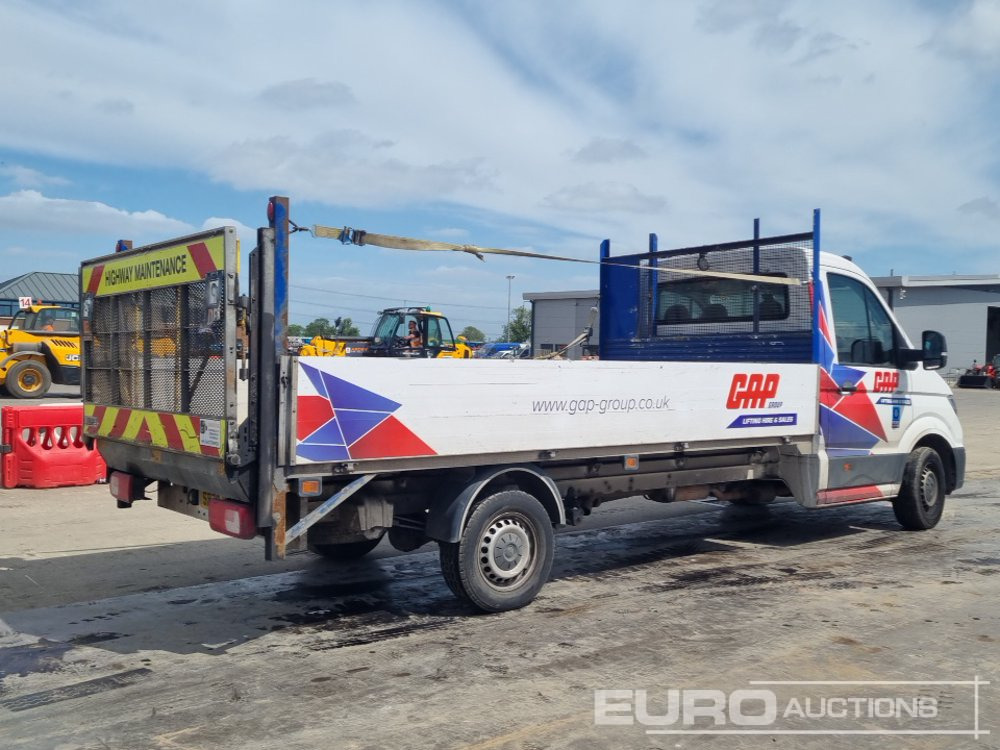 Volkswagen Crafter CR35 - Pritsche Transporter: das Bild 5 Volkswagen Crafter CR35 - Pritsche Transporter: das Bild 5
