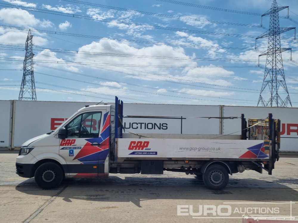 Volkswagen Crafter CR35 - Pritsche Transporter: das Bild 2 Volkswagen Crafter CR35 - Pritsche Transporter: das Bild 2