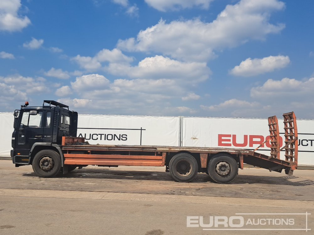 Volvo FL220 - Pritsche LKW: das Bild 2 Volvo FL220 - Pritsche LKW: das Bild 2