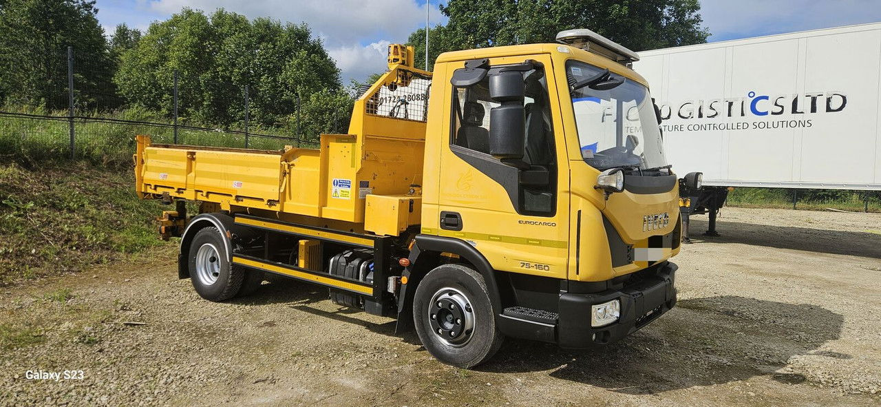 Iveco EuroCargo 75 75E160 - Kipper: das Bild 4 Iveco EuroCargo 75 75E160 - Kipper: das Bild 4