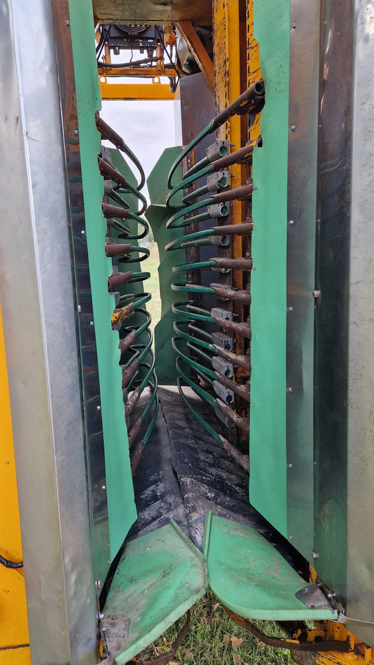 Vendemmiatrice usata Grégoire G60I - Traubenvollernter: das Bild 2 Vendemmiatrice usata Grégoire G60I - Traubenvollernter: das Bild 2