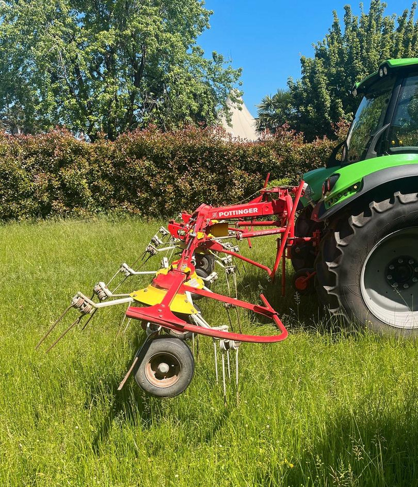 Voltafieno usato Pottinger Hit 690 N - Heuwender/ Wenderechen: das Bild 3 Voltafieno usato Pottinger Hit 690 N - Heuwender/ Wenderechen: das Bild 3