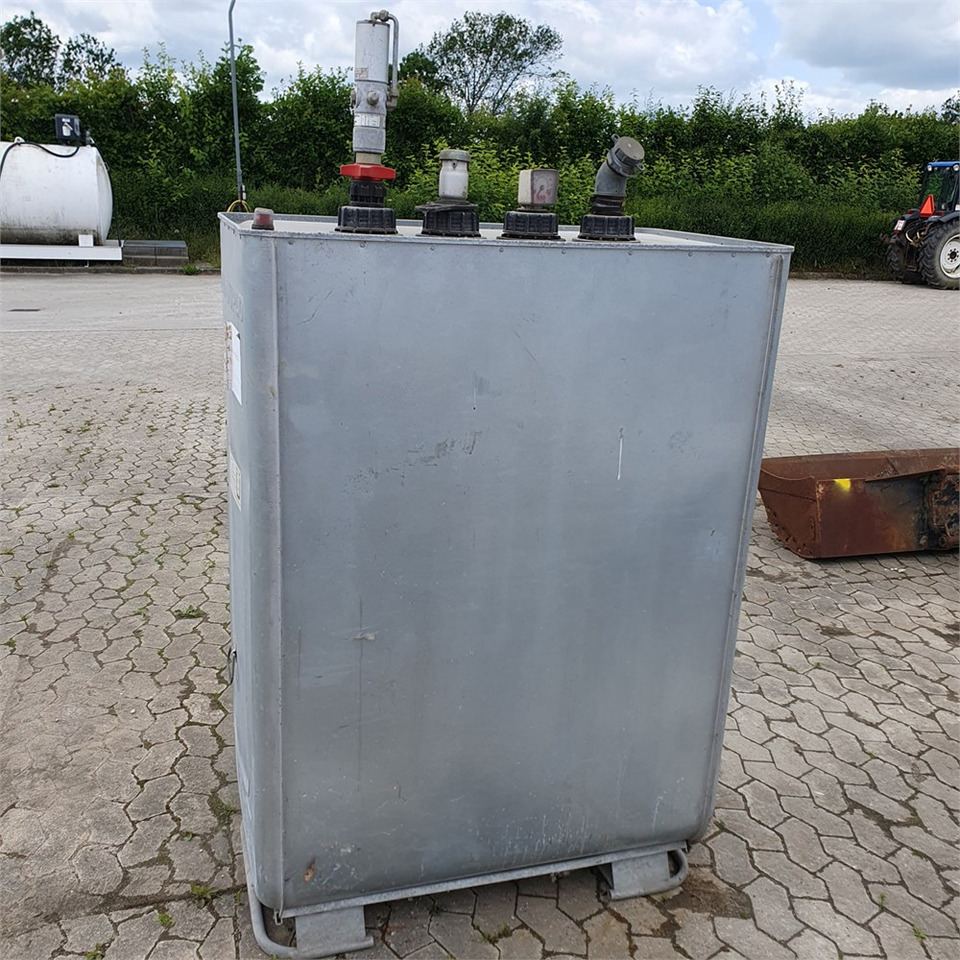 ABC 1000 Liter - Lagertank: das Bild 1 ABC 1000 Liter - Lagertank: das Bild 1
