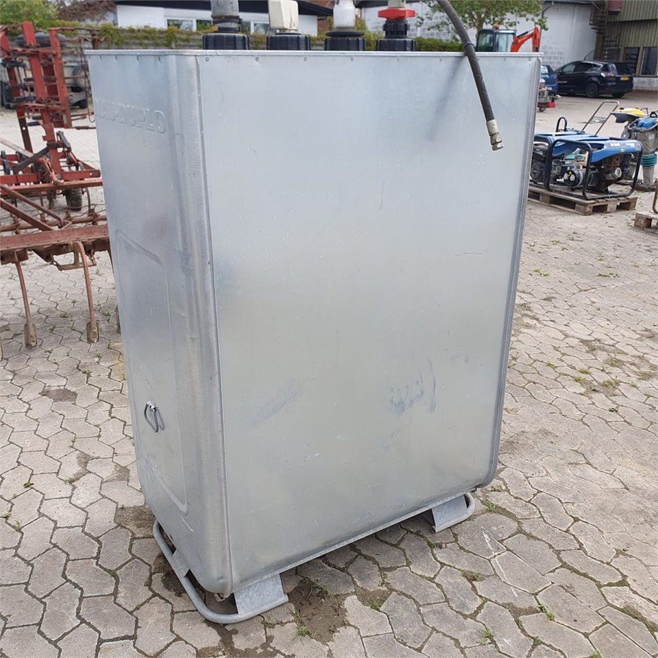 ABC 1000 Liter - Lagertank: das Bild 2 ABC 1000 Liter - Lagertank: das Bild 2