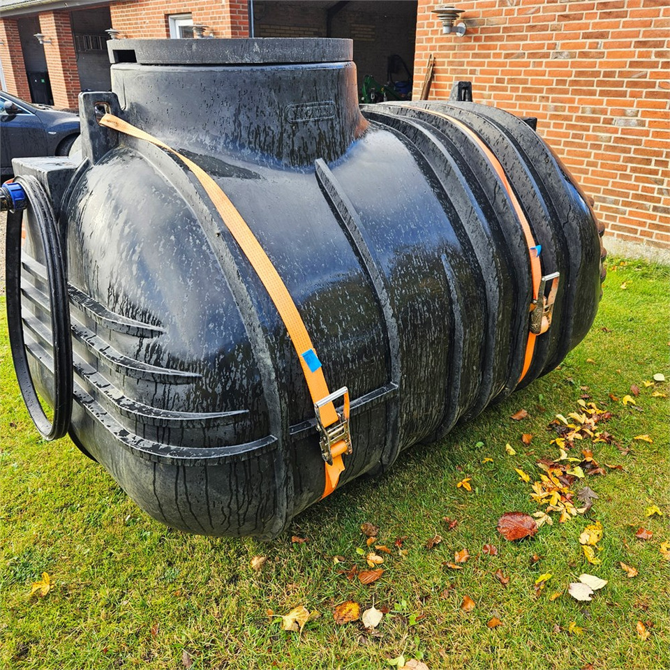 ABC 2 m3 - Lagertank, Baugeräte: das Bild 5 ABC 2 m3 - Lagertank, Baugeräte: das Bild 5