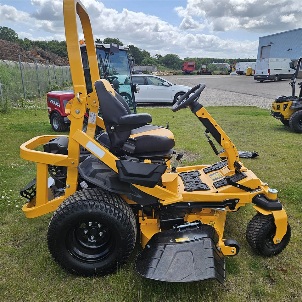ABC Cub Cadet XZ8 Zero Turn - Rasenmäher: das Bild 4 ABC Cub Cadet XZ8 Zero Turn - Rasenmäher: das Bild 4