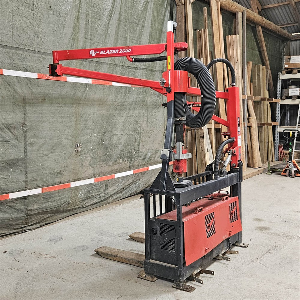 AL-LIFT BLAZER 2000 - Baugeräte: das Bild 1 AL-LIFT BLAZER 2000 - Baugeräte: das Bild 1