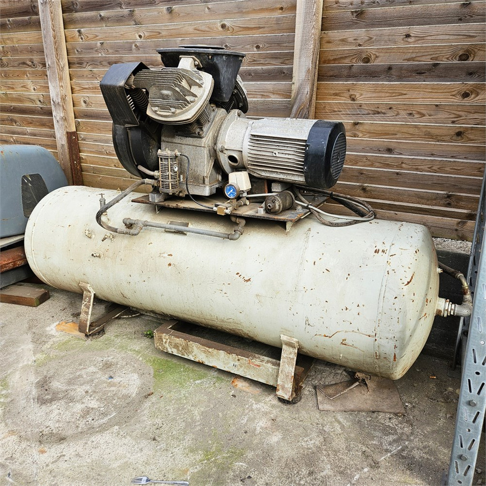 Atlas Copco Compressor - Luftkompressor: das Bild 3 Atlas Copco Compressor - Luftkompressor: das Bild 3