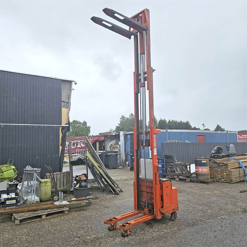 BT LSF 1250E - Niederhubwagen: das Bild 1 BT LSF 1250E - Niederhubwagen: das Bild 1