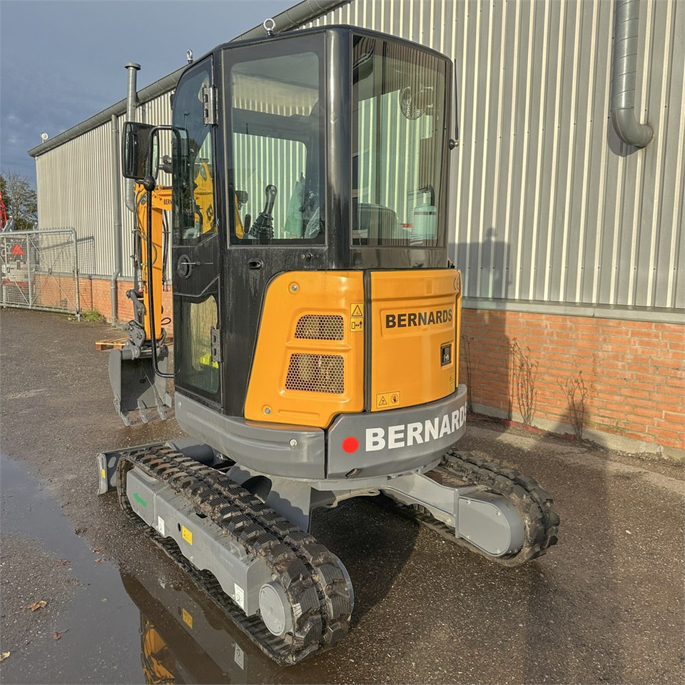Bernards 2.7EXKA - Minibagger: das Bild 3 Bernards 2.7EXKA - Minibagger: das Bild 3