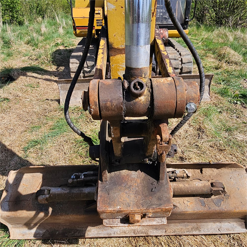 Minibagger Caterpillar 307 B: das Bild 36