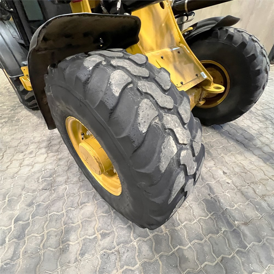 Radlader Caterpillar 906 M: das Bild 37