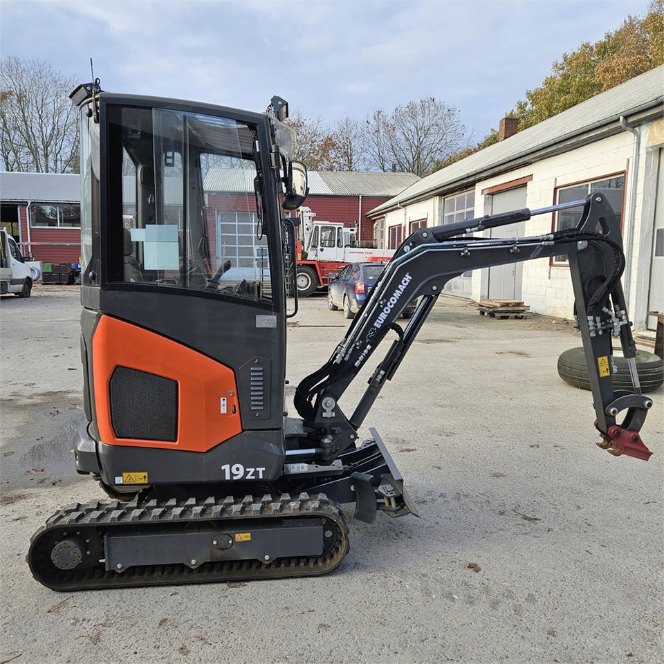 Eurocomach 19 ZT - Minibagger: das Bild 2 Eurocomach 19 ZT - Minibagger: das Bild 2