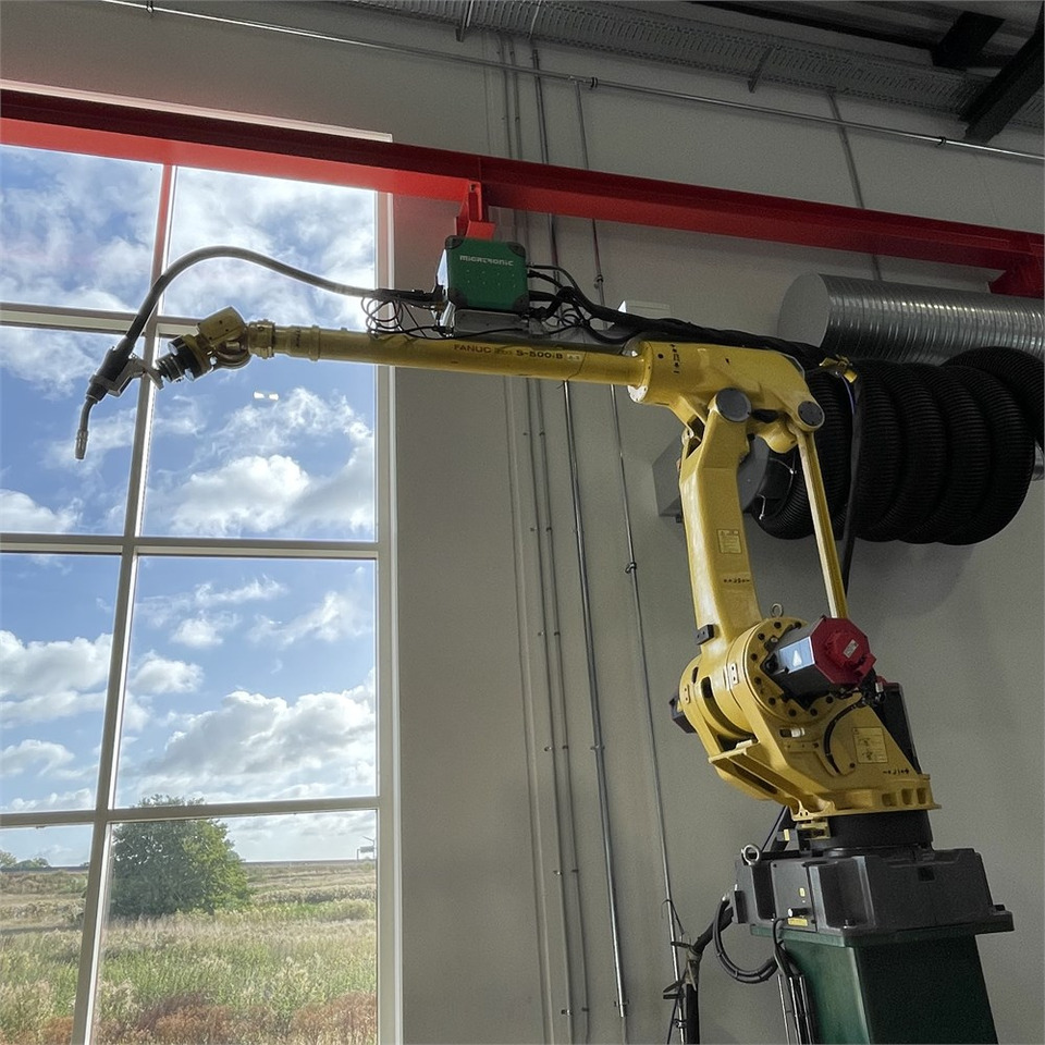 Fanuc Robot S-500 iB - Schweissgeräte: das Bild 1 Fanuc Robot S-500 iB - Schweissgeräte: das Bild 1