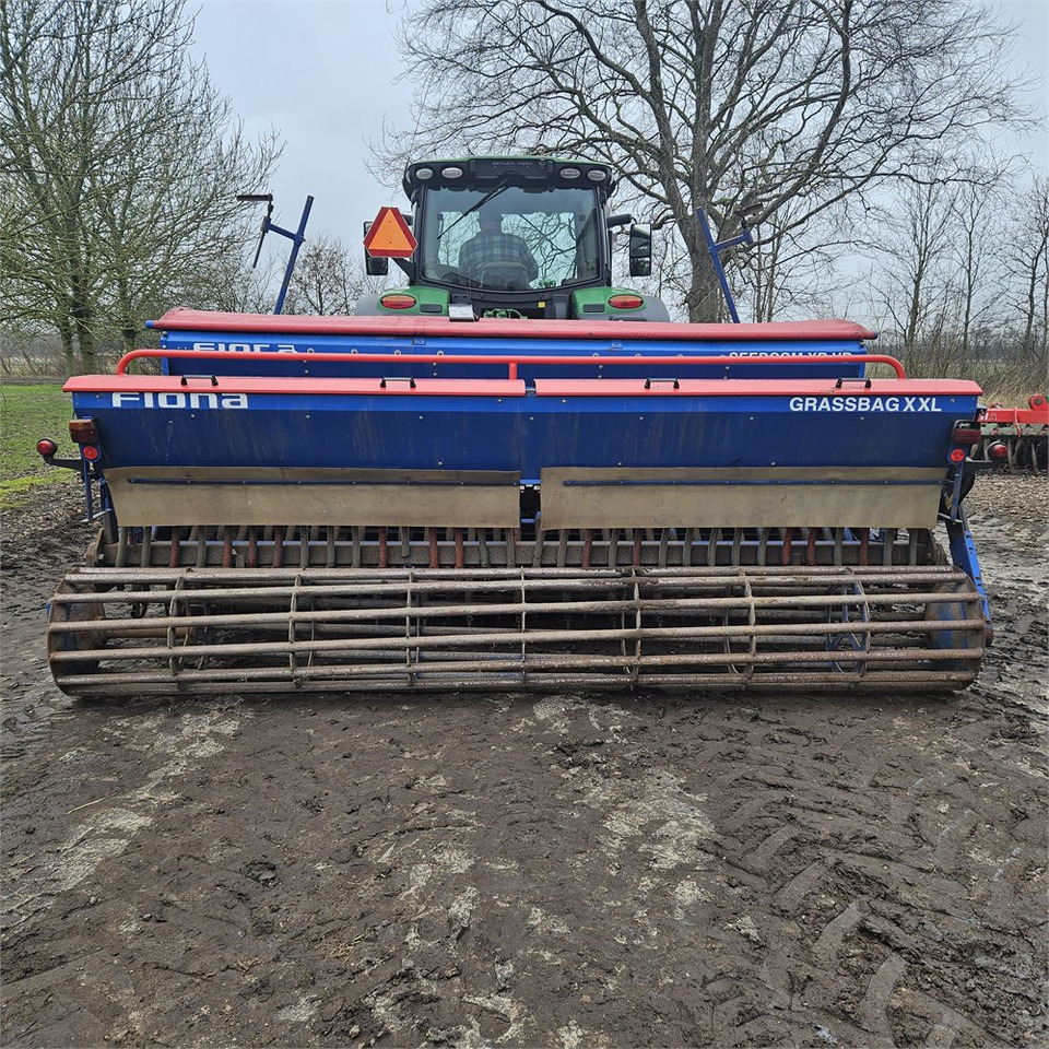 Fiona Orion XR 4.00 - SEEDCOM XR VB 4.0 - Sätechnik: das Bild 2 Fiona Orion XR 4.00 - SEEDCOM XR VB 4.0 - Sätechnik: das Bild 2