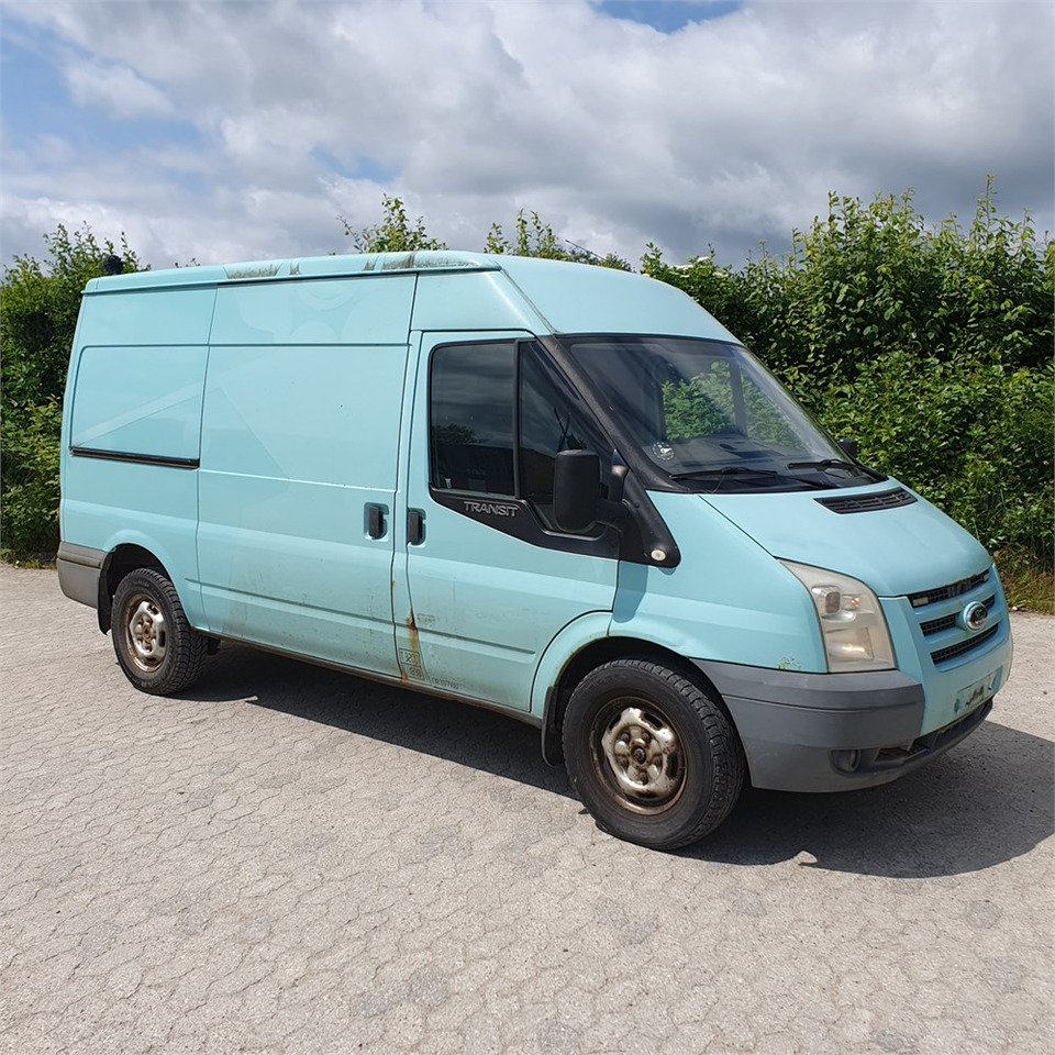 Ford Transit Van 2,4 Tdci 350m Rwd - Kastenwagen: das Bild 4 Ford Transit Van 2,4 Tdci 350m Rwd - Kastenwagen: das Bild 4