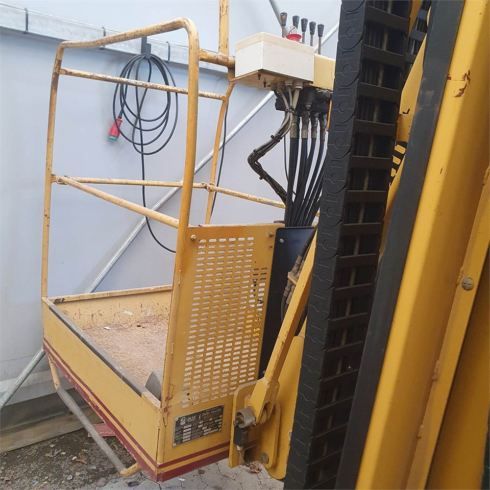 Grove Toucan 1200 - Teleskopmastbühne: das Bild 4 Grove Toucan 1200 - Teleskopmastbühne: das Bild 4