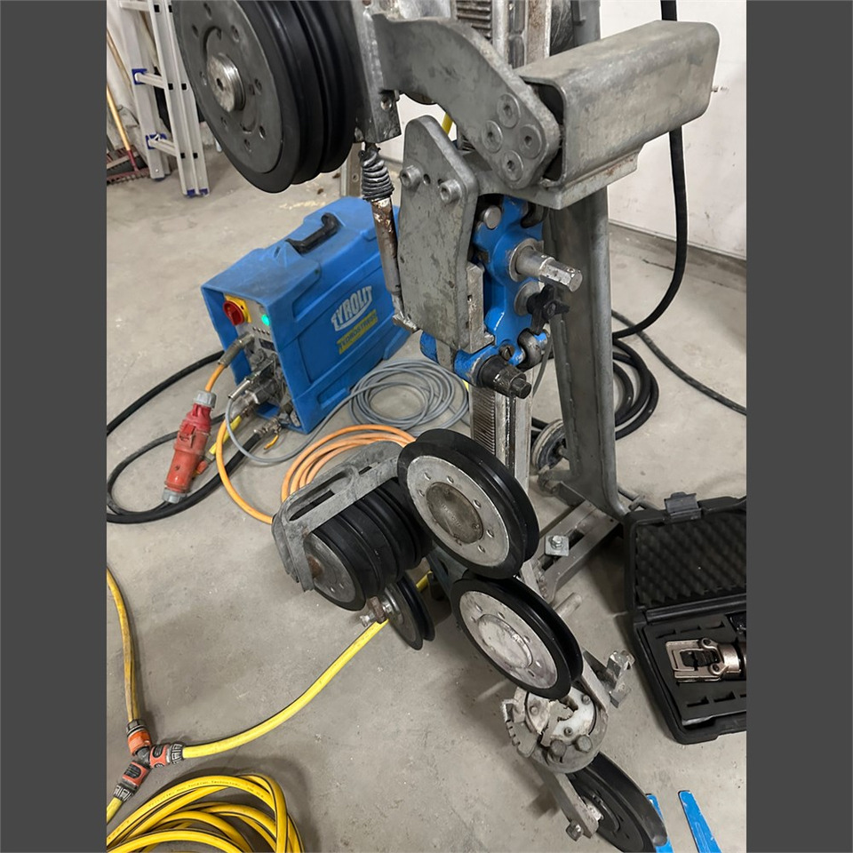Hydrostress Wire Saw WCE14P - Asphalttechnik: das Bild 5 Hydrostress Wire Saw WCE14P - Asphalttechnik: das Bild 5