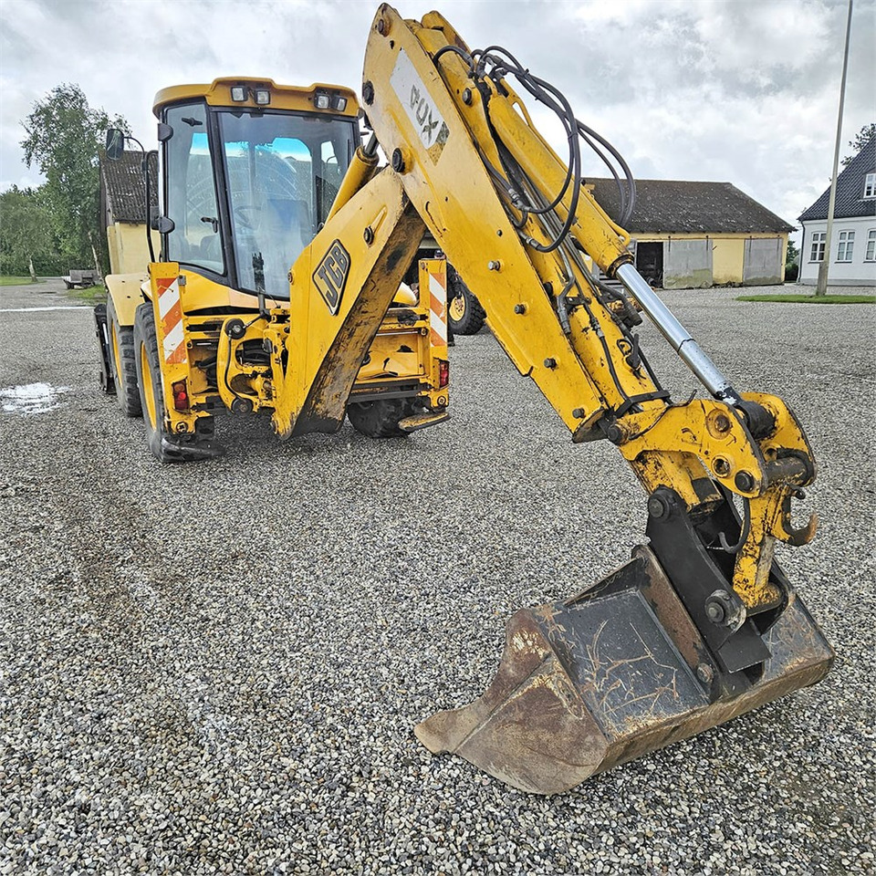 JCB 4CX - Baggerlader: das Bild 4 JCB 4CX - Baggerlader: das Bild 4