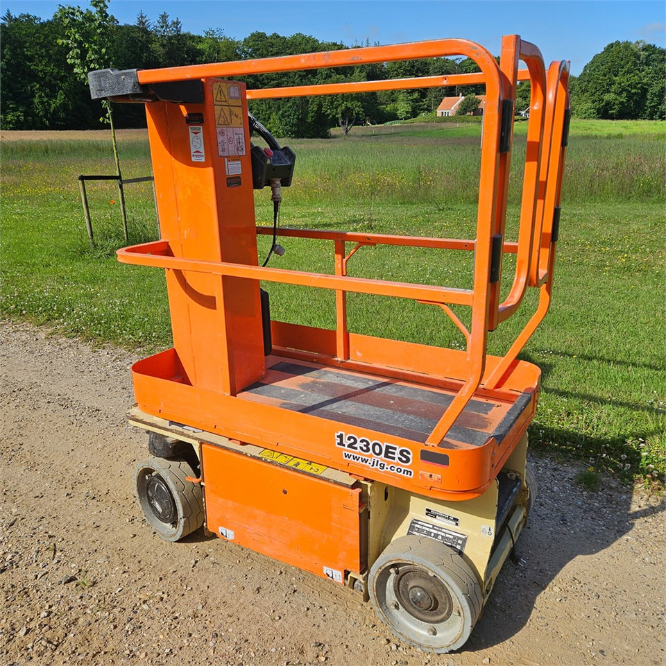 JLG 1230 ES - Teleskopmastbühne: das Bild 1 JLG 1230 ES - Teleskopmastbühne: das Bild 1