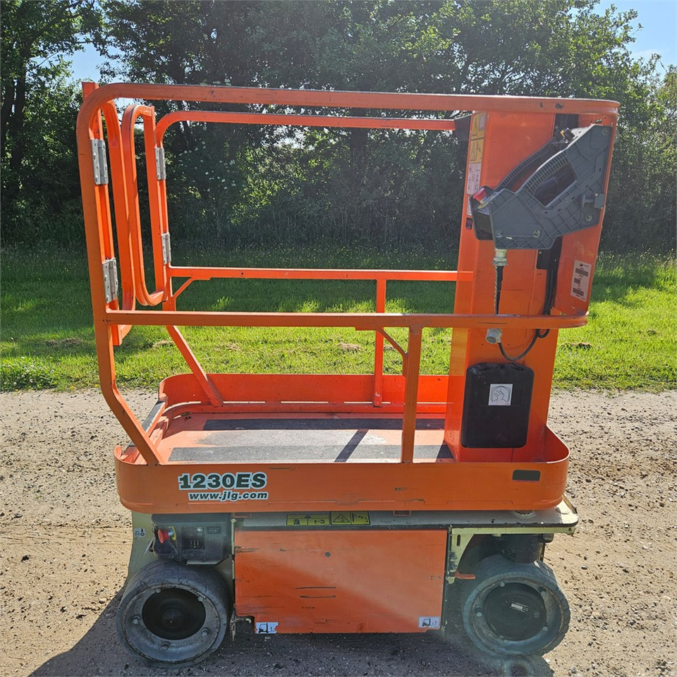 JLG 1230 ES - Teleskopmastbühne: das Bild 5 JLG 1230 ES - Teleskopmastbühne: das Bild 5