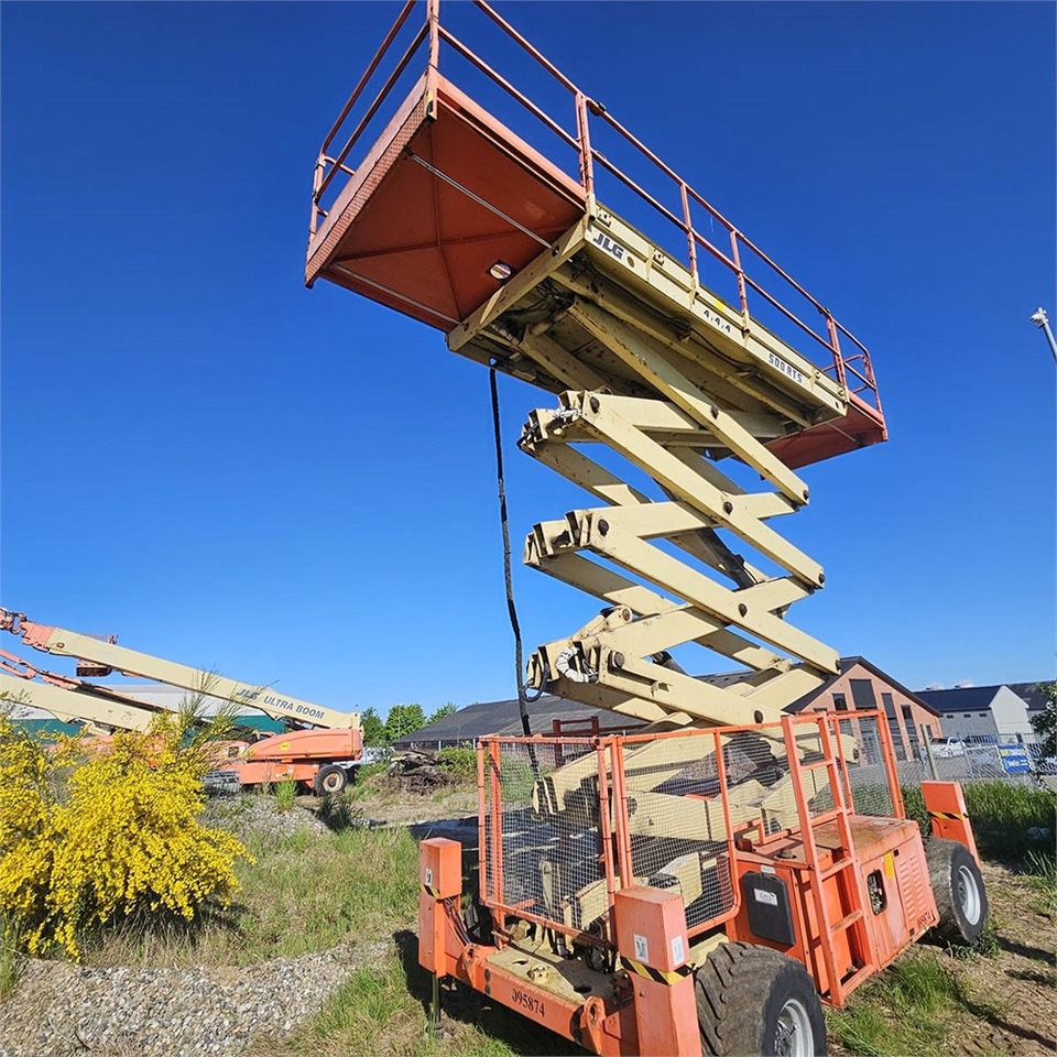 JLG 500 - RTS - Scherenbühne: das Bild 2 JLG 500 - RTS - Scherenbühne: das Bild 2