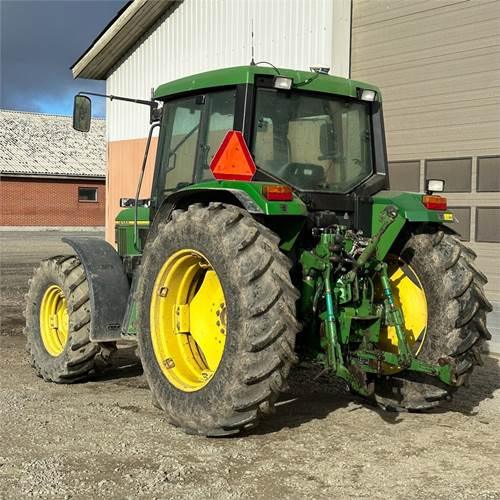 John Deere 6300 - Traktor: das Bild 3 John Deere 6300 - Traktor: das Bild 3