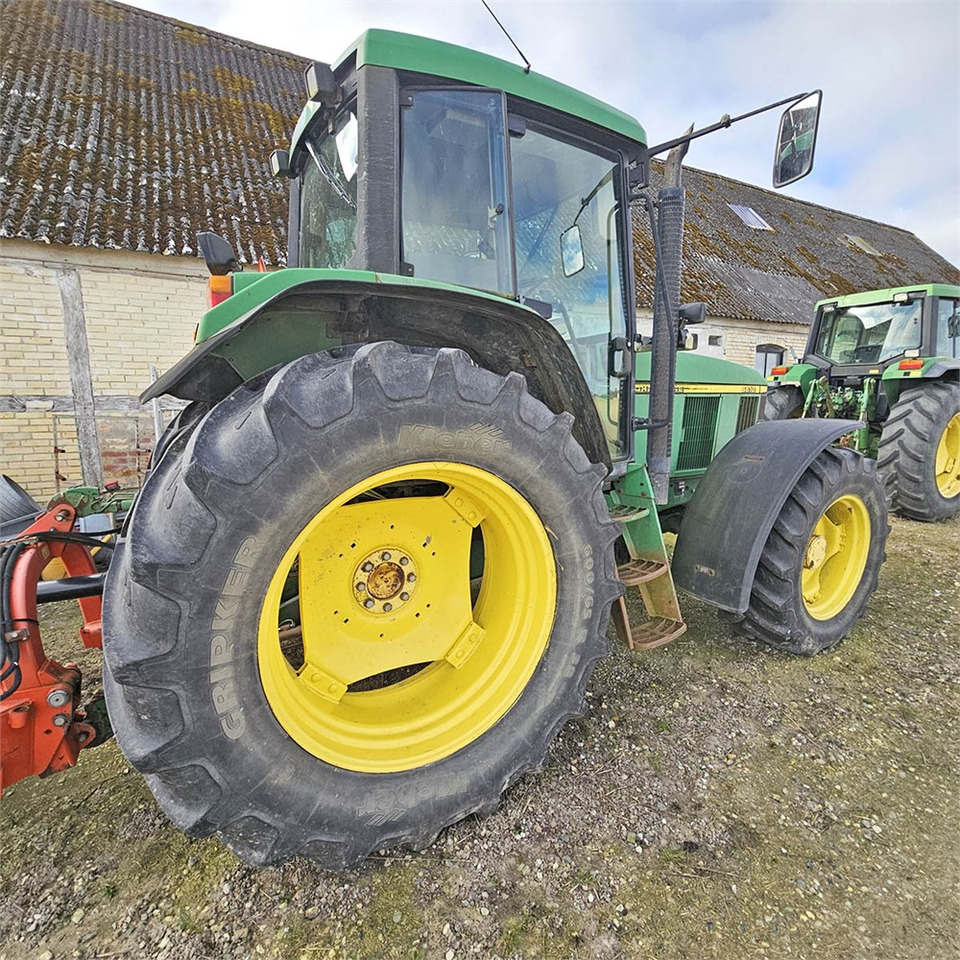 John Deere 6610 - Traktor: das Bild 4 John Deere 6610 - Traktor: das Bild 4