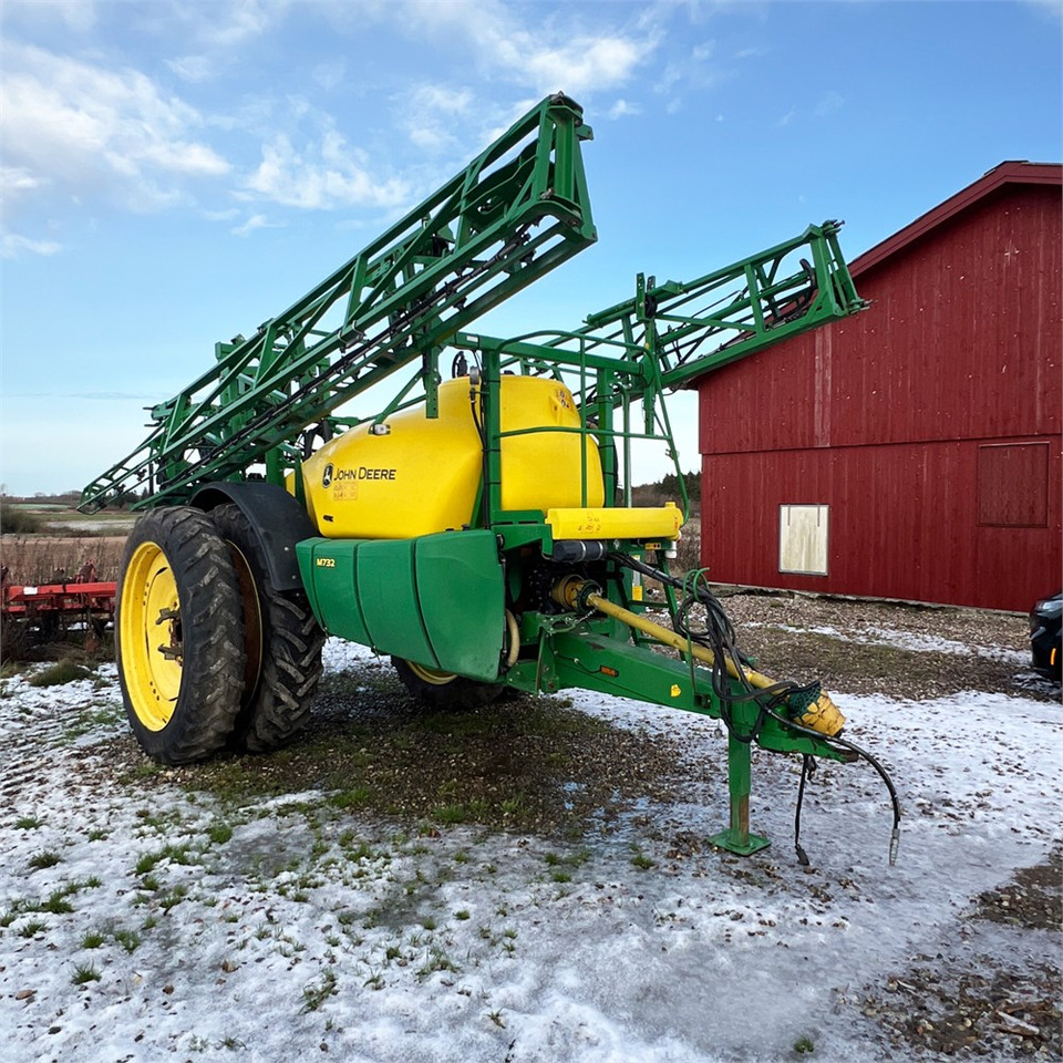 John Deere M732 - Pflanzenschutzspritze: das Bild 1 John Deere M732 - Pflanzenschutzspritze: das Bild 1