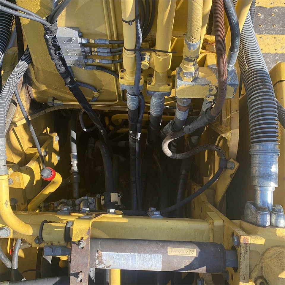 Kettenbagger Komatsu PC210 LC-8K: das Bild 26 Kettenbagger Komatsu PC210 LC-8K: das Bild 26