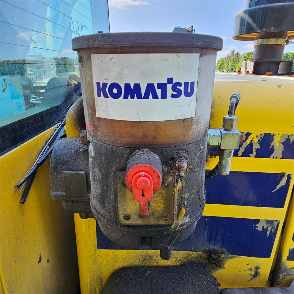 Radlader Komatsu WA320-5H: das Bild 43