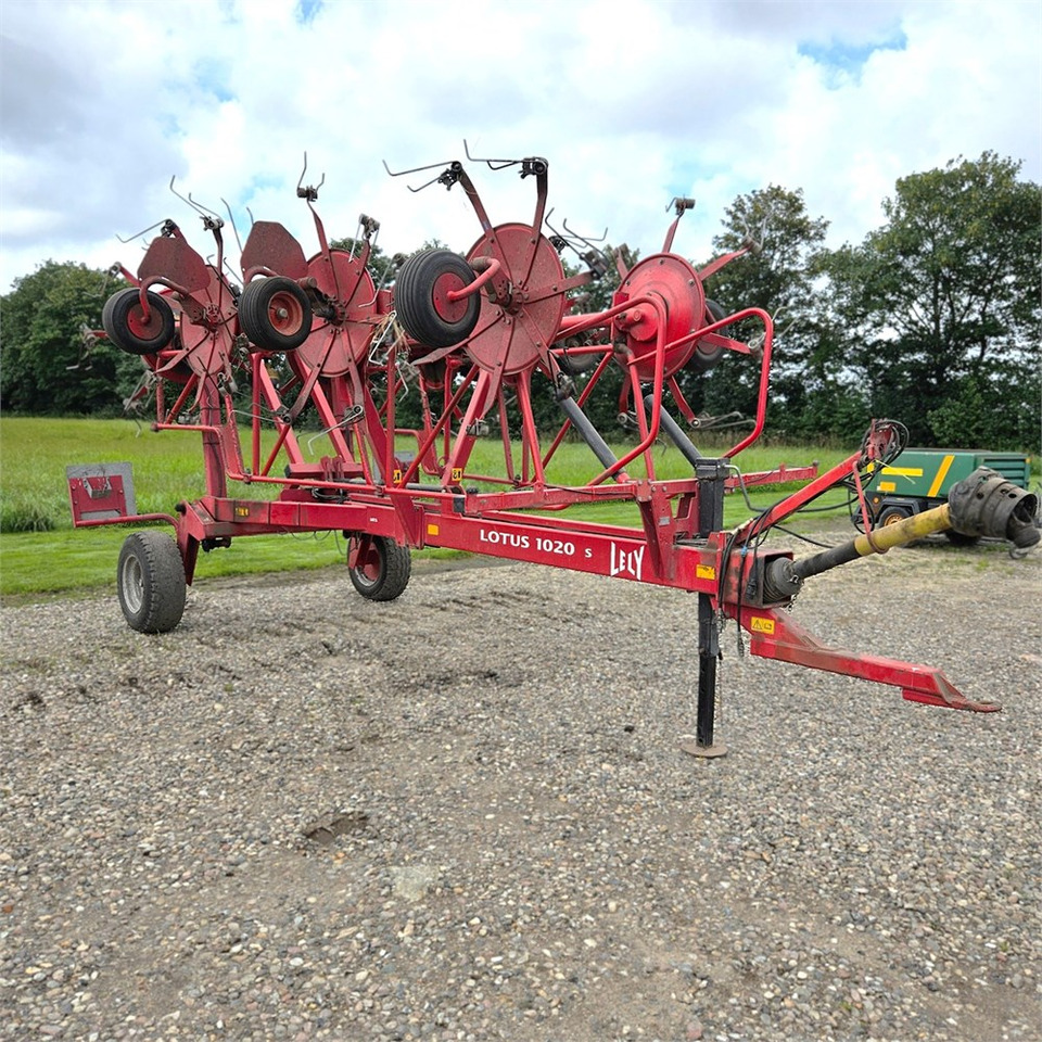 LELY Lotus 1020 s - Grünlandtechnik: das Bild 1 LELY Lotus 1020 s - Grünlandtechnik: das Bild 1