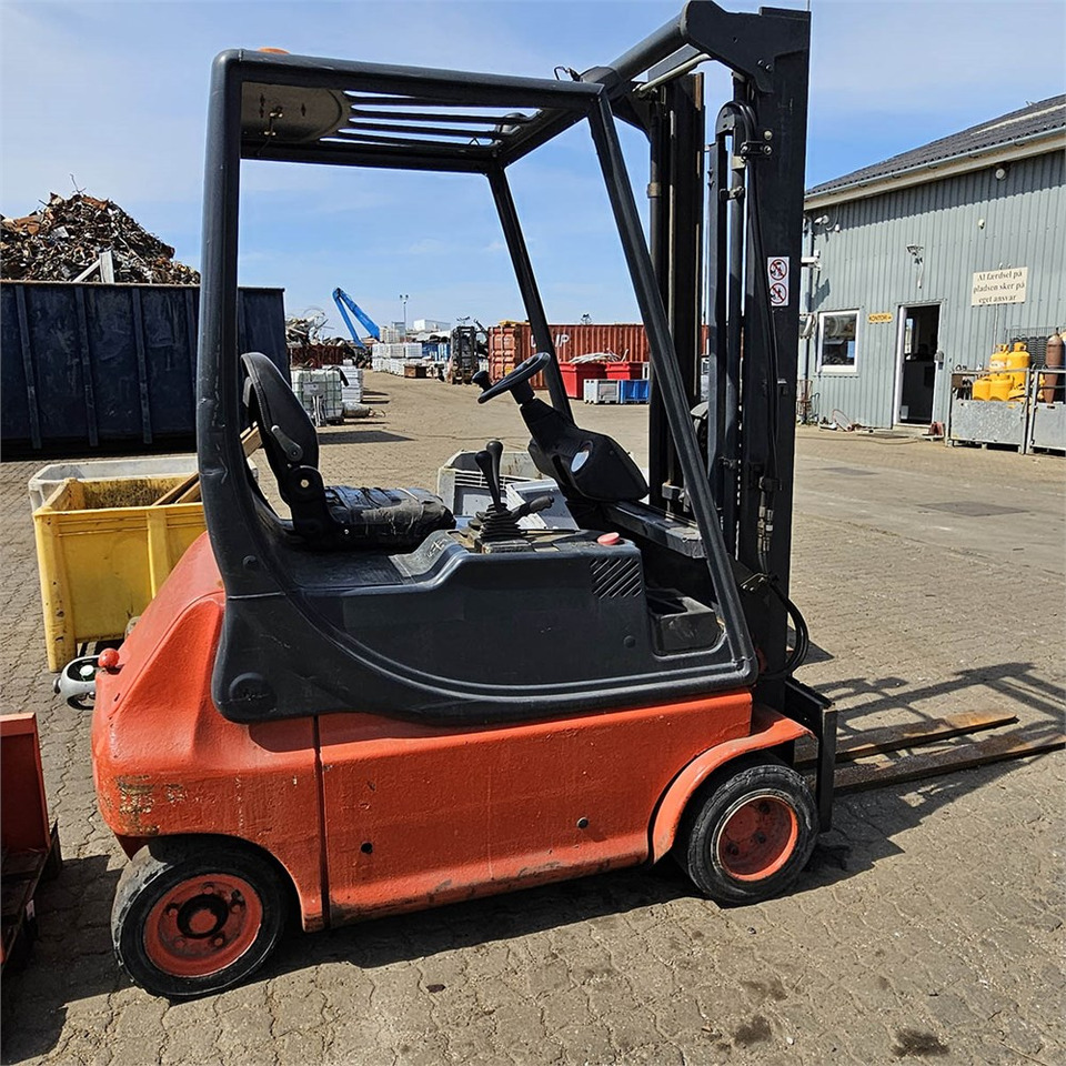 Linde E18P - Gabelstapler: das Bild 3 Linde E18P - Gabelstapler: das Bild 3