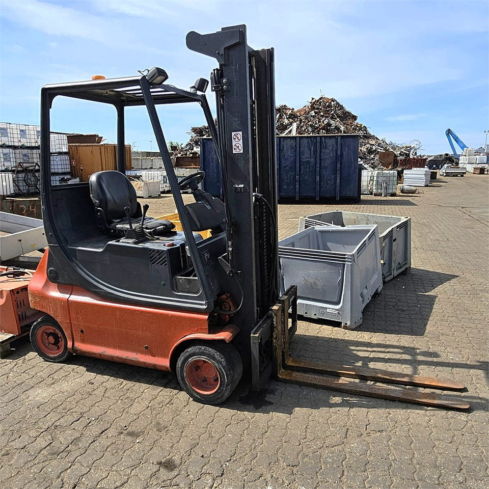 Linde E18P - Gabelstapler: das Bild 1 Linde E18P - Gabelstapler: das Bild 1