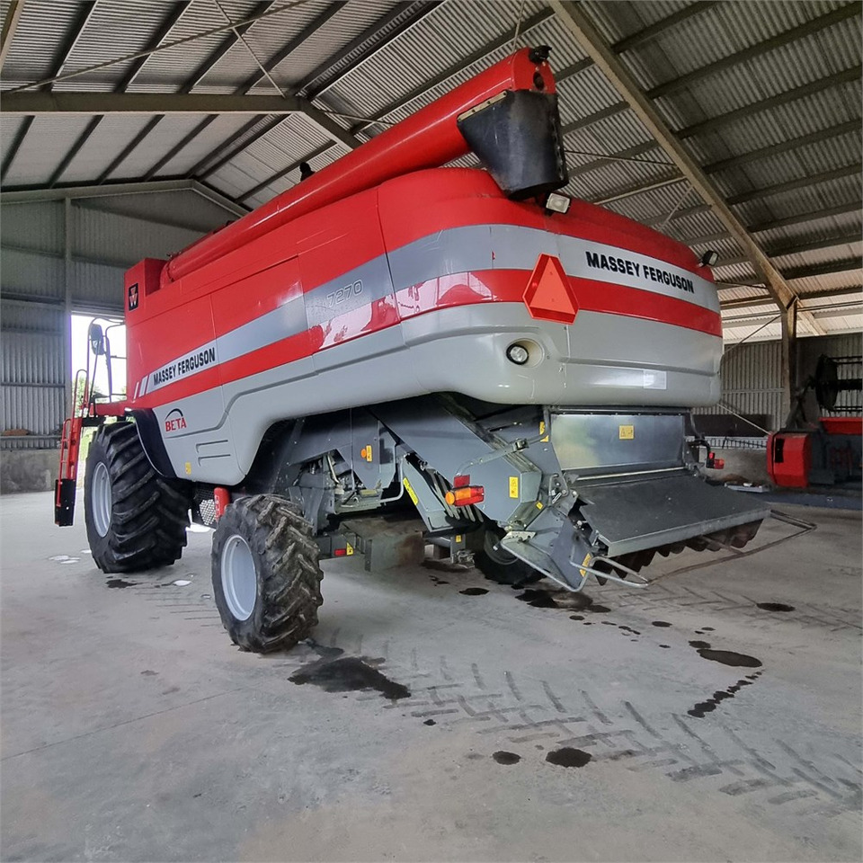 Massey Ferguson 7270 BETA - Erntemaschine: das Bild 5 Massey Ferguson 7270 BETA - Erntemaschine: das Bild 5