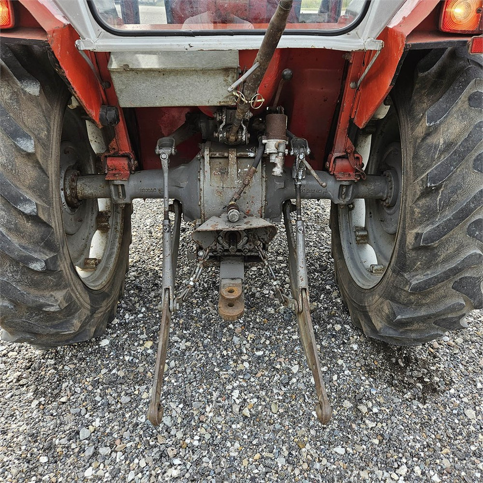 Traktor Massey Ferguson MF135: das Bild 24