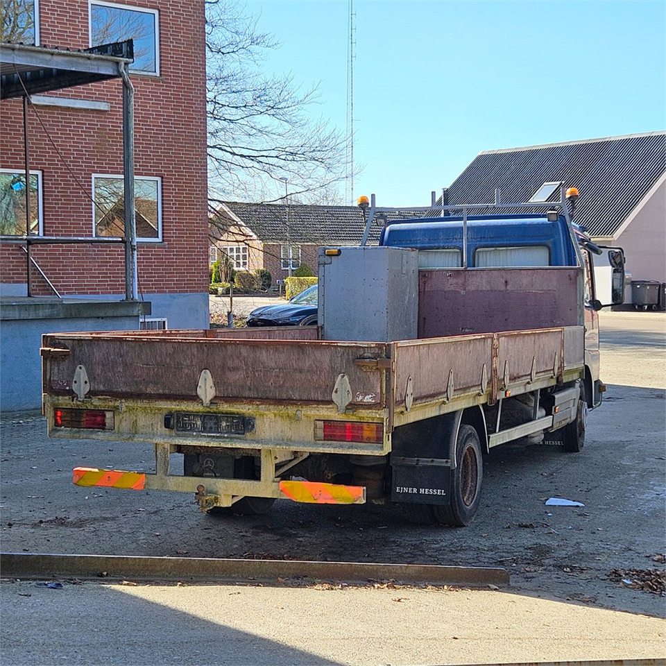 Mercedes ATEGO 817 - Pritsche LKW: das Bild 5 Mercedes ATEGO 817 - Pritsche LKW: das Bild 5