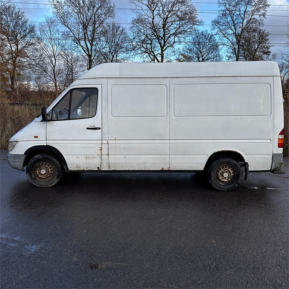 Mercedes SPRINTER 316 CDI-35 - Kastenwagen: das Bild 4 Mercedes SPRINTER 316 CDI-35 - Kastenwagen: das Bild 4
