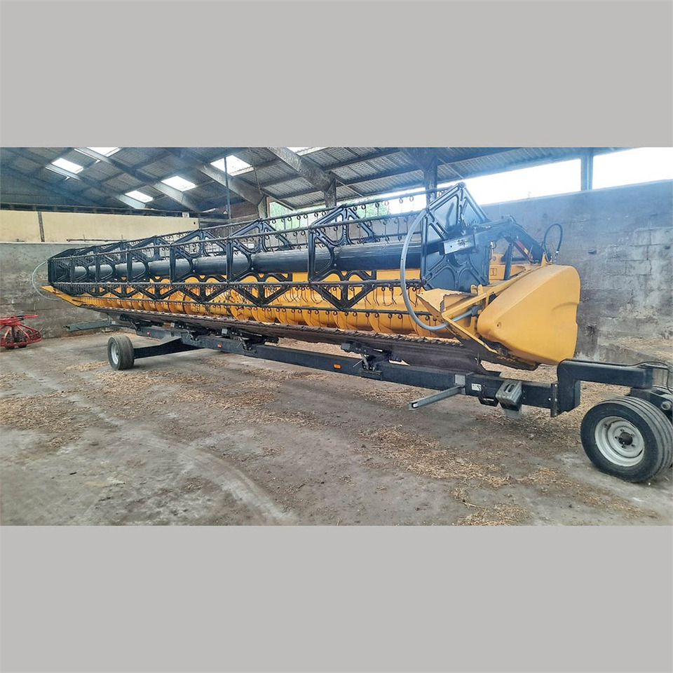 New Holland 35G - Erntemaschine: das Bild 2 New Holland 35G - Erntemaschine: das Bild 2