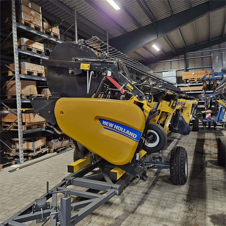 New Holland CT14 - Erntemaschine: das Bild 4 New Holland CT14 - Erntemaschine: das Bild 4