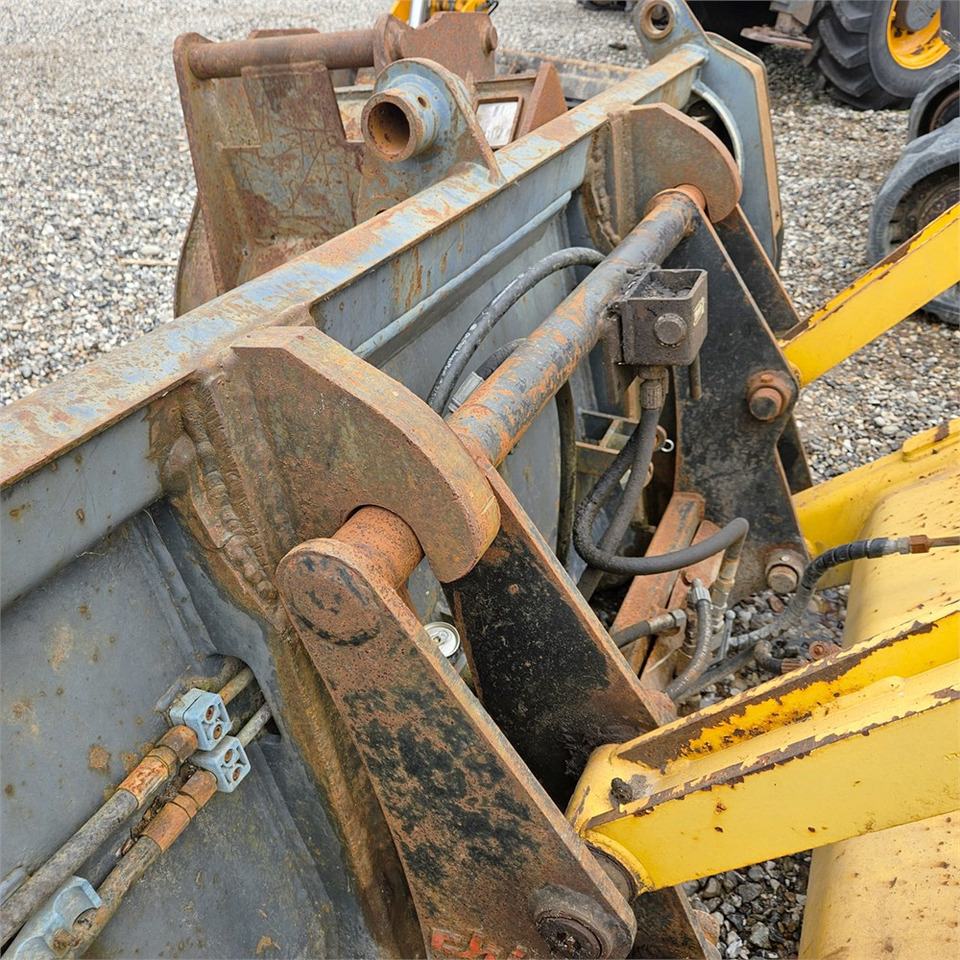 Baggerlader New Holland LB115-4PS: das Bild 43