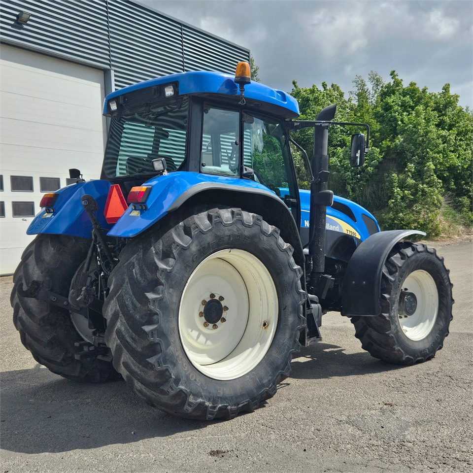 New Holland T7550 - Traktor: das Bild 5 New Holland T7550 - Traktor: das Bild 5