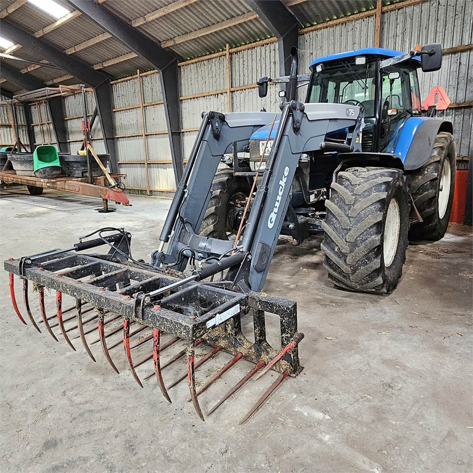 New Holland TM 190 4WD - Traktor: das Bild 3 New Holland TM 190 4WD - Traktor: das Bild 3