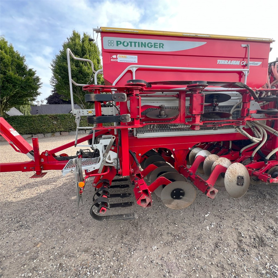 Sätechnik Pöttinger Terrasem C4 Fertilizer: das Bild 26